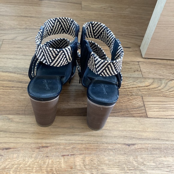 Block heels Universal Thread - Picture 3 of 5